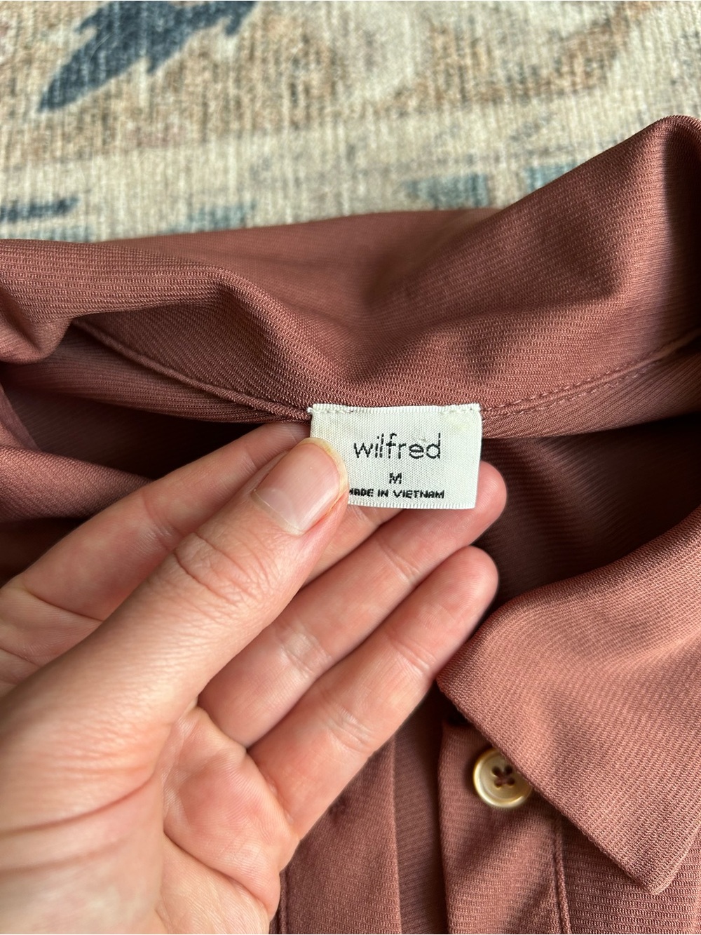Wilfred Semi-Sheer Button-Down Long Sleeve Shirt in Dusty Rose size M - Picture 2 of 5